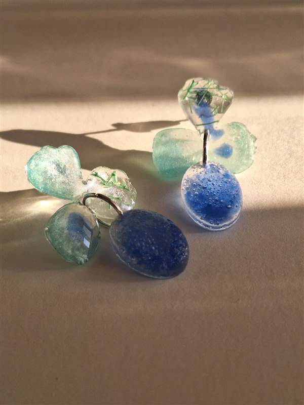Cómo conservar las flores de tu boda en una joya de resina